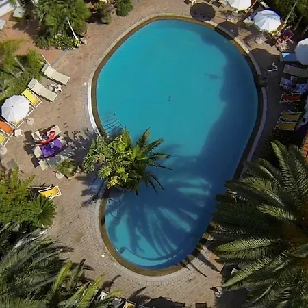 Отель Semiramis De Charme & Pools