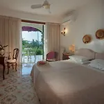 Hotel Semiramis De Charme & Pools 3*
