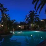 Hotel Semiramis De Charme & Pools