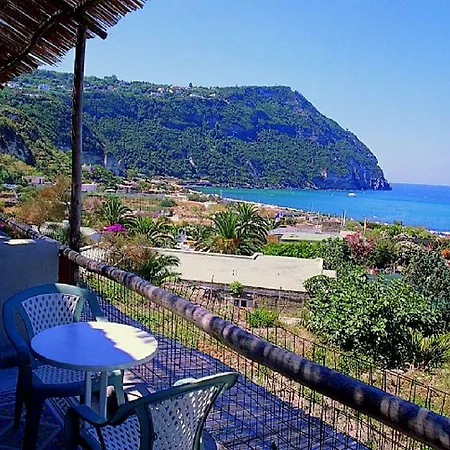 Semiramis De Charme & Pools Hotel 3*