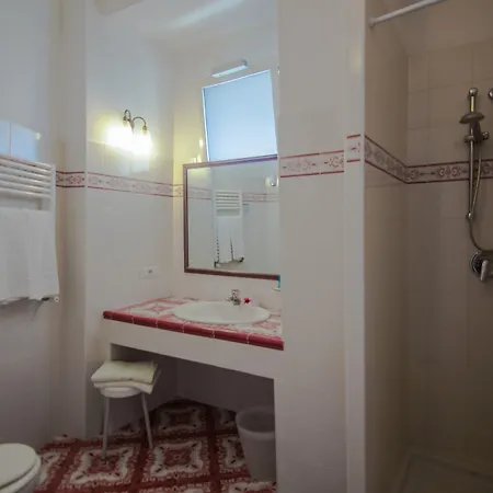 Semiramis De Charme & Pools Hotel