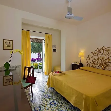 Semiramis De Charme & Pools Forio di Ischia