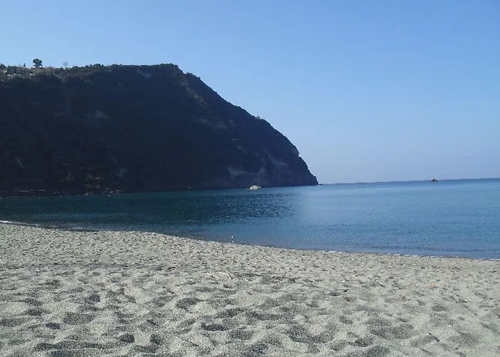 Semiramis De Charme & Pools 3*